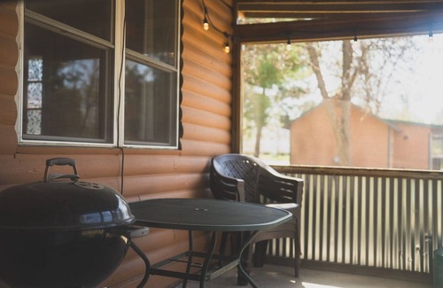 Backus Cabin | 3BR Lakefront Cabin w/Private Launch & Dock