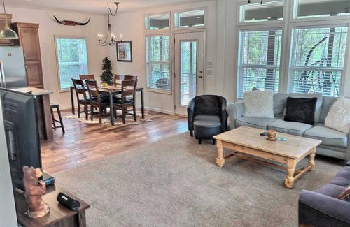 Leadville North House | 3BR Serene Home: Mountain View, Kid Friendly