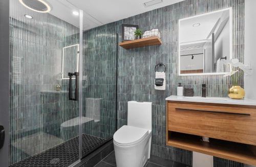 Somerville Apartment | 3BR3Bth Penthouse 2 Parking Spaces TD MIT Harvard