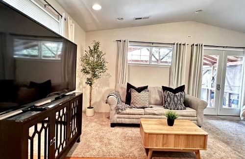 Medford House | 3brstudio Suite-fire Pit-gazebo-kid &dog Friendly