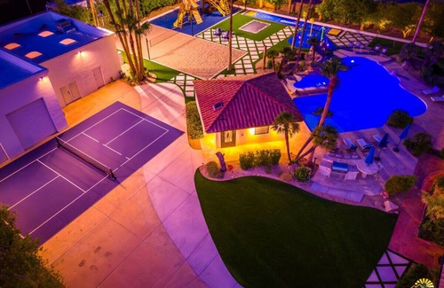 Saddleback Hills Villa | 3Mill$Waterslide Paradise+Vball+IndoorBball+Golf