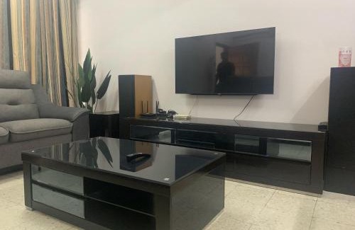 Bukit Jalil House | 3R 7pax Landed Comfy 5 Star Bed