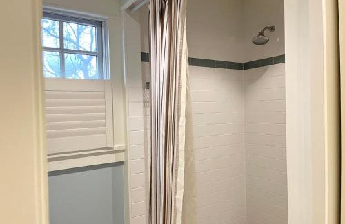 The Pines House | 3Rd street 1