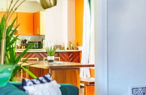 Short North House | 4,500+ Reviews - PRIME Location - Parking Free