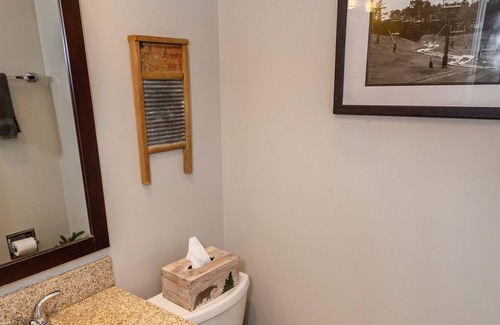 Seven Springs House | 4 Bed/4 Bath Beautiful Townhouse Minutes To Seven Springs