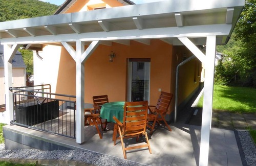 Monreal Apartment | 4 bed holiday home - Ferienwohnungen Schoor