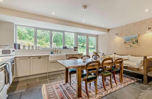 Kentmere House | 4 Bed in Kentmere SZ535