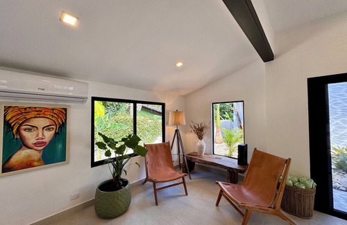 Playa Langosta House | 4 Bedroom 8 Guests Walk to Beach Private Pool Playa Langosta Tamarindo