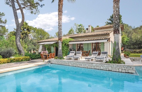 Roquefort-les-Pins House | 4 bedroom accommodation in Roquefort les Pins