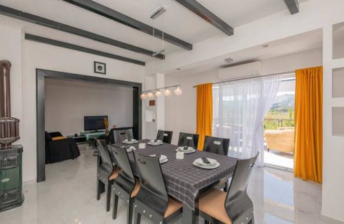 Veliki Prolog House | 4 bedroom accommodation in Veliki Prolog