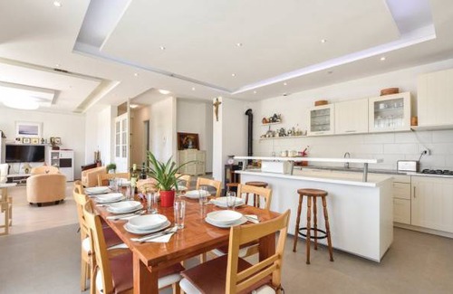 Cista Provo House | 4 bedroom accommodation in Cista Provo