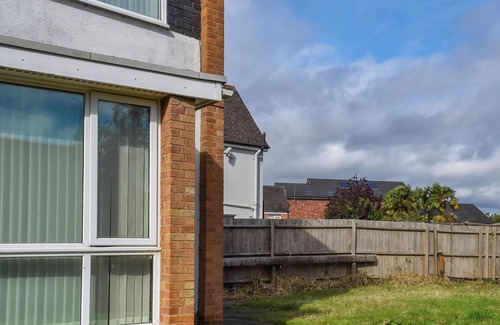 Kenilworth Cottage | 4 bedroom accommodation in Kenilworth