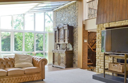 Lakenheath Cottage | 4 bedroom accommodation in Lakenheath