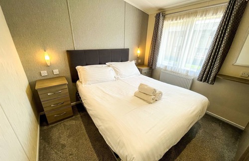 Annan Cabin | 4 bedroom accommodation in Annan