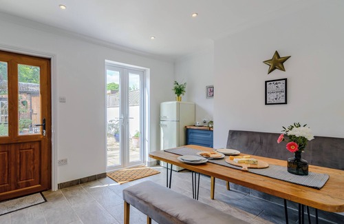 Rainton Cottage | 4 bedroom accommodation in Rainton, near Thirsk