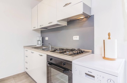 Zminj House | 4 bedroom accommodation in Klimni