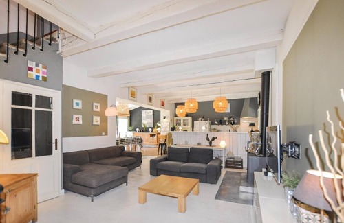 Malard House | 4 bedroom awesome home in Narbonne