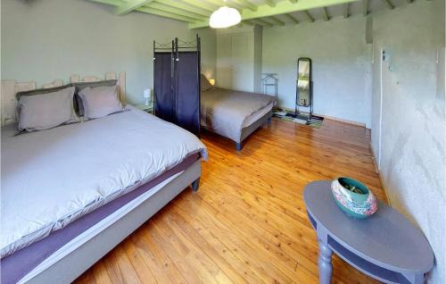 Champoly House | 4 Bedroom Awesome Home In Champoly