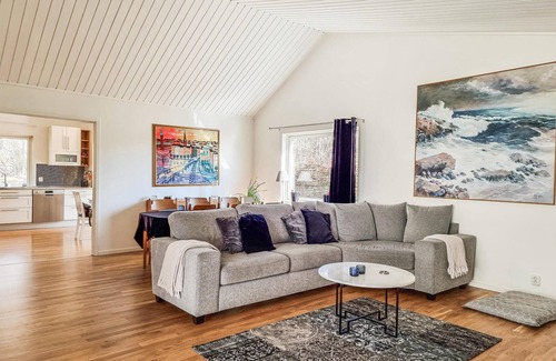 Traslovslage House | 4 bedroom cozy home in Träslövsläge