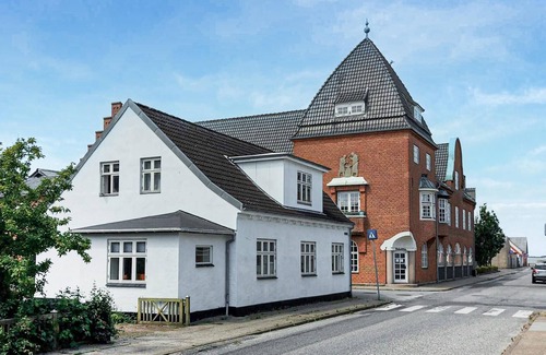 Logstor House | 4 bedroom cozy home in Løgstør