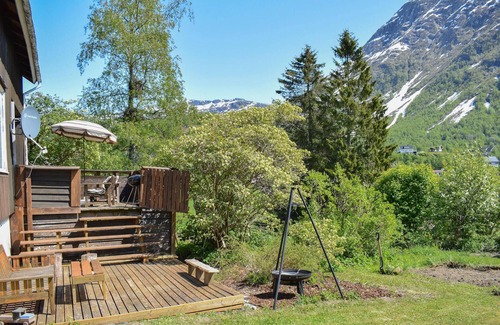 Roldal House | 4 bedroom cozy home in Røldal