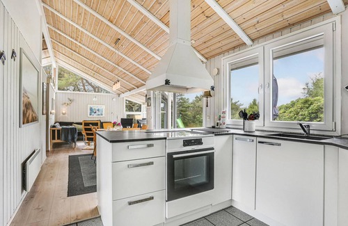 Tversted House | 4 bedroom gorgeous home in Bindslev
