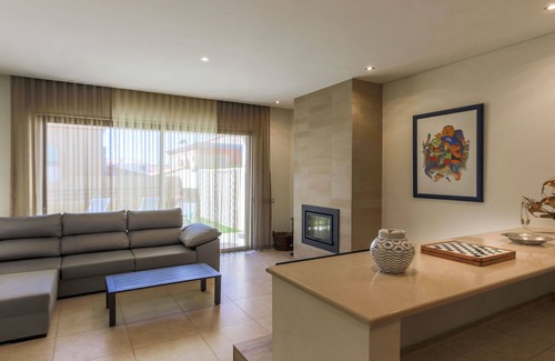 Mosqueira Villa | ★4 Bedroom, Holiday villa with swimming pool, golf nearby in Albufeira