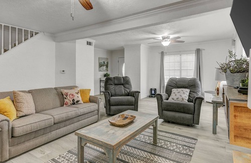 Nederland House | 4 bedroom home in Nederland