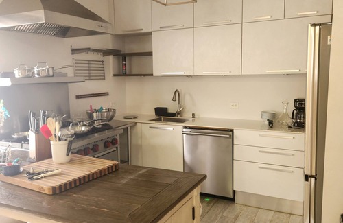 San Juan House | 4-bedroom house in lovely San Juan with AC, WiFi. Enjoy your stay