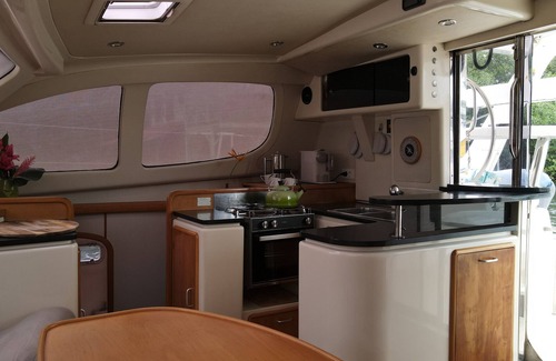 Bocas del Toro Boat Rental | 4-bedroom Luxury sailing catamaran in Bocas del Toro archipalago