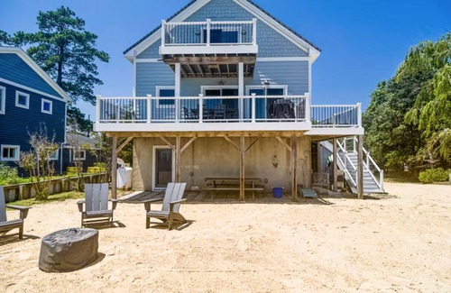 Point Lookout House | 4 Bedroom Luxury Private Beach Retreat