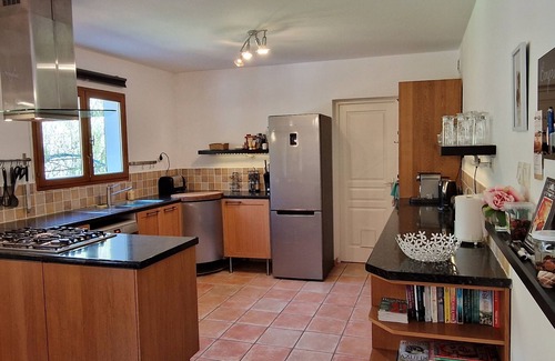 Quillan Villa | 4 Bedroom Villa with Private Pool within 5 minute walk into Quillan