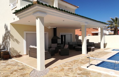 Caserio Los Tarquinos House | 4 Bedroom Villa with Private Pool & Jacuzzi