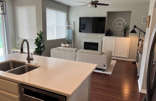 Bethel-Danebo House | 4 Bedroom with all the things!