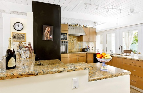 Cypress Lakes House | 4 bedrooms/4bathroom House 1 mile from Beach on Wide Canal with Pool and Jacuzzi