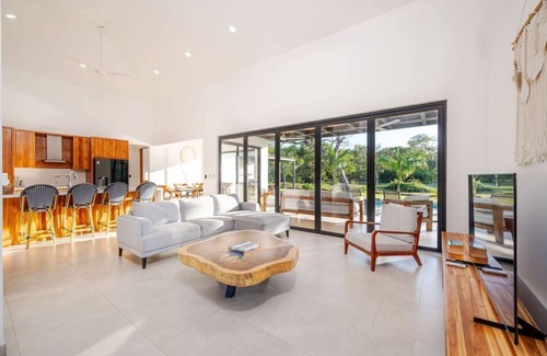 Tamarindo House | 4 Bedrooms Pool Firepit 8 Guests Hacienda Pinilla