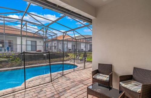 Four Corners Villa | 4 bedrooms pool home Gated resort of High Grove