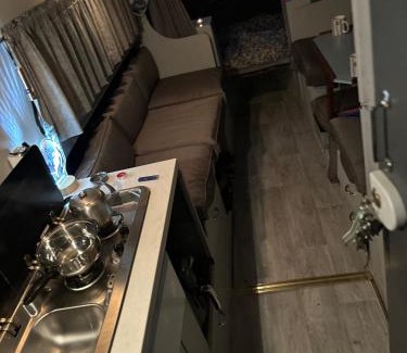 Birstall Boat Rental | 4 berth Boat house in birstall, Leicester