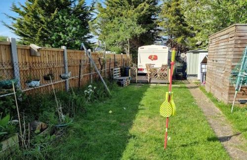 Gravesend Other | 4 berth caravan in a garden, nestled in the trees