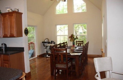 Lackawaxen House | 4 BR 3 Bath Centrally located in amenity filled community of Masthope. Sleep 12