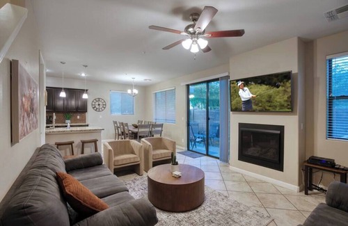 South Scottsdale House | 4-BR near Old Town Scottsdale