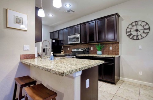 South Scottsdale House | 4-BR near Old Town Scottsdale