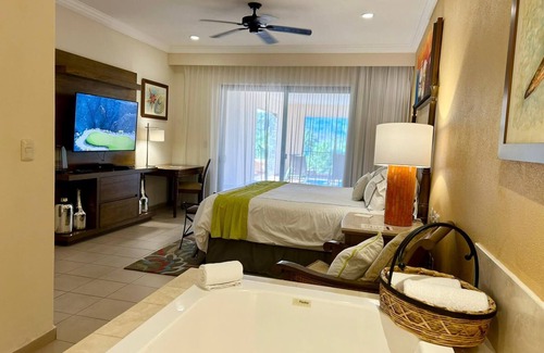 Loreto Resort | 4 BR Presidential Suite, Villas del Palmar Loreto Resort – Enjoy Christmas 2025