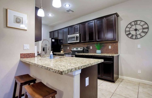 South Scottsdale House | 4-BR Townhome near Old Town Scottsdale