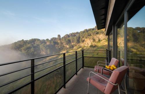 Alella Parc Villa | 4 BR vila 25 minutes to Barcelona Fantastic sea views pool