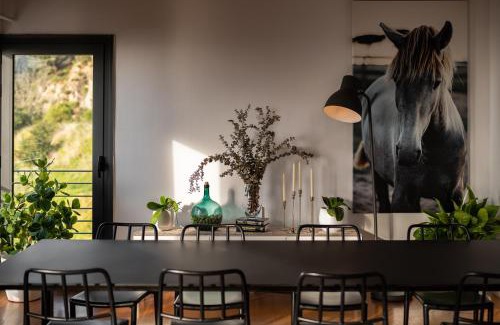 Alella Parc Villa | 4 BR vila 25 minutes to Barcelona Fantastic sea views pool