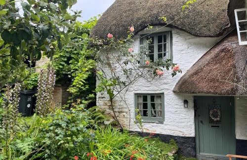 Ringmore House | 4 Cumberland Cottages