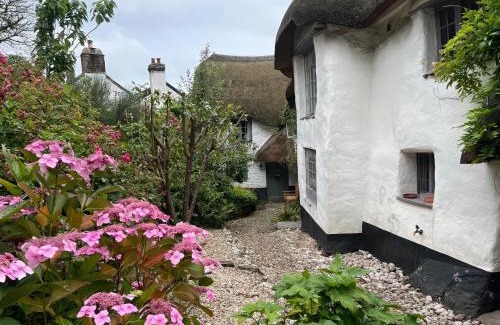 Ringmore House | 4 Cumberland Cottages