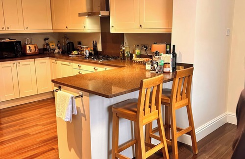 Chorlton-by-Backford House | 4 GREEN FARM COTTAGE, family friendly, with a garden in Saughall