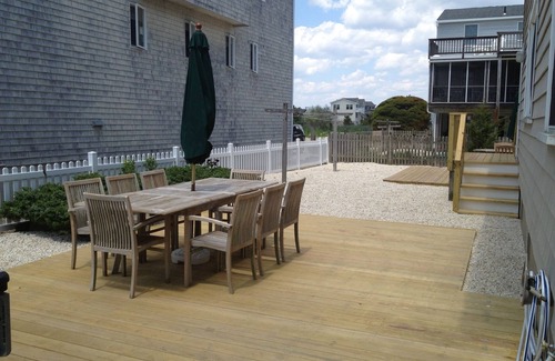 Holgate House | 4 Houses To The Beach, Quiet Area, 1st Floor Unit
